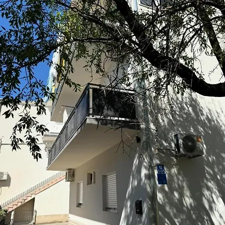Marsic Apartments & Rooms Baska Voda Exterior photo