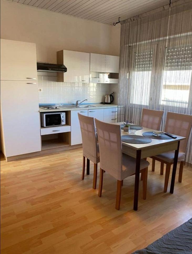Apartment Marsic &